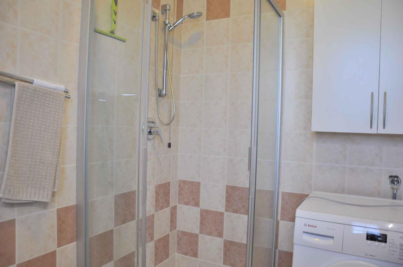 Apartment In Lazise - Gardasee 40851 외부 사진
